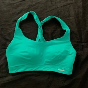 Twist back Aerie play sports bra